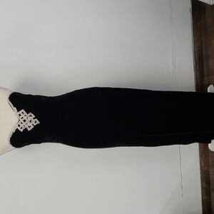 Vintage Dave & Johnny Blk Velvet & Rhinestone Strapless Gown see measurements.